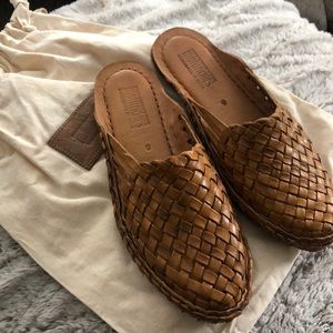 Handwoven Mohinders slides